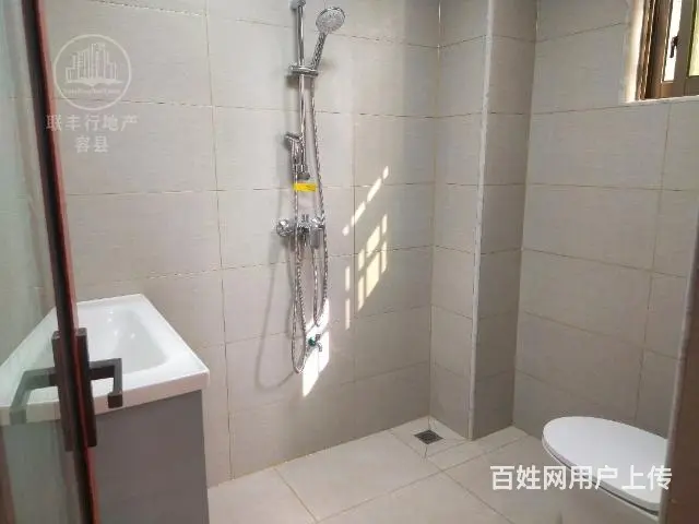 出租容州新城3房2厅2卫，2100元/月 - 图片 8