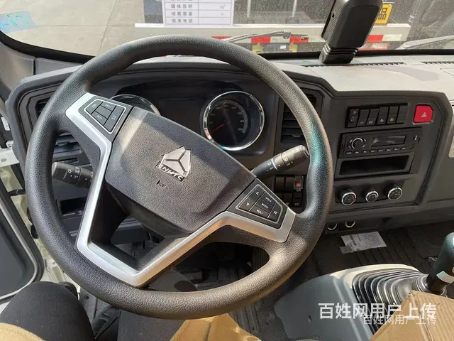 阿里5吨解放J6F加油车单桥油罐车落地多少钱一台 - 图片 8