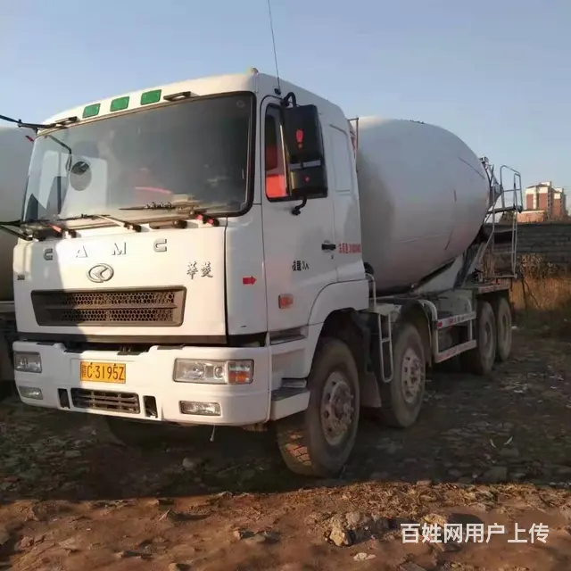 八部同一批的华菱前四后八混凝土撹拌车，380马力 - 图片 2