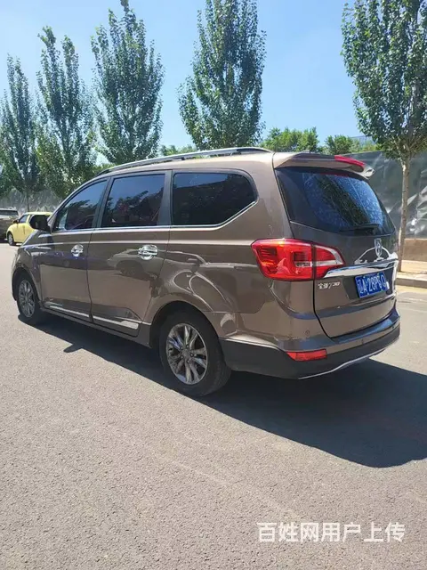 宝骏730 2016款 1.5 手动 豪华型7座 - 图片 8