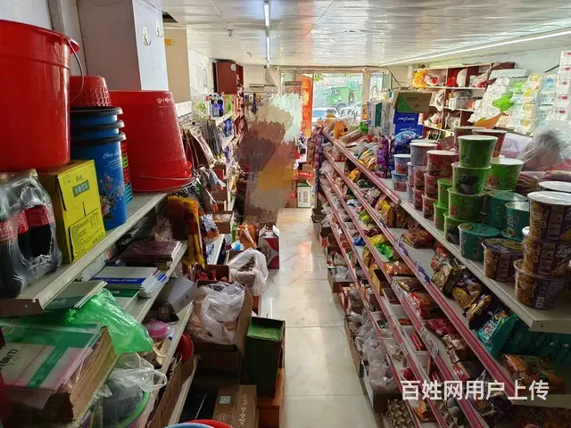 B17305一临街小区门口第一家超市转让的图片