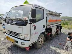 本人长年直销油罐车,转让二手油罐车,二手带手续油罐
