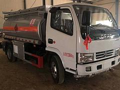 二手工地5吨加油车东风多利卡5吨油罐车国五上户油车