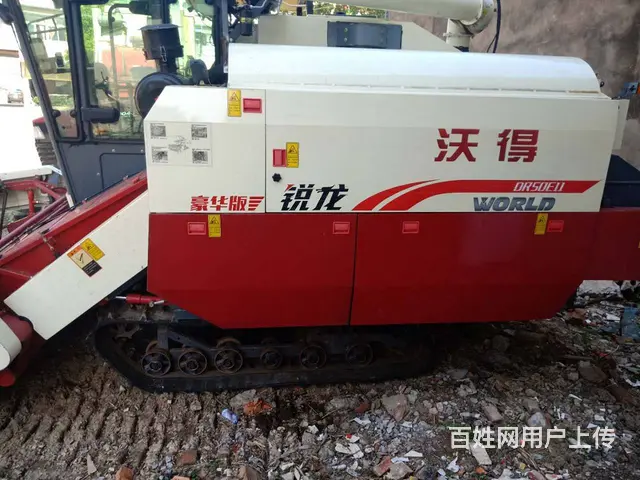 出售精品沃得收割机，带驾驶室 - 图片 2