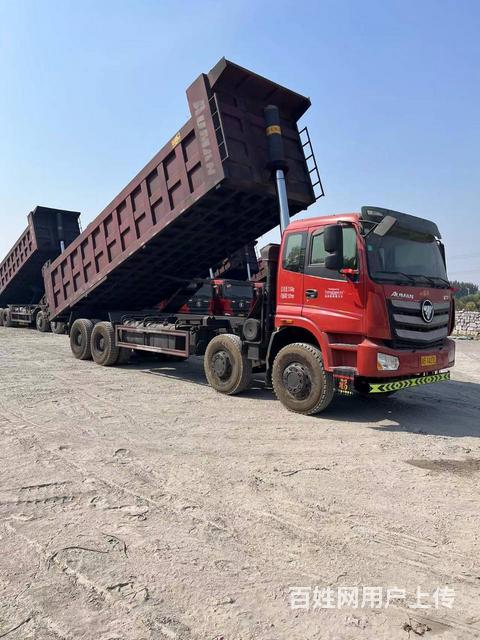 19年新款欧曼前四后八,箱长8.6米,个人户的图片