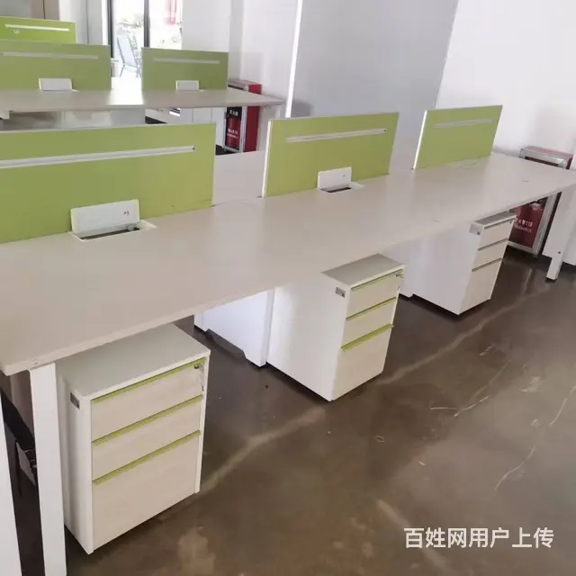 低价出售屏风办公桌，会议桌老板台书柜包送装 - 图片 1
