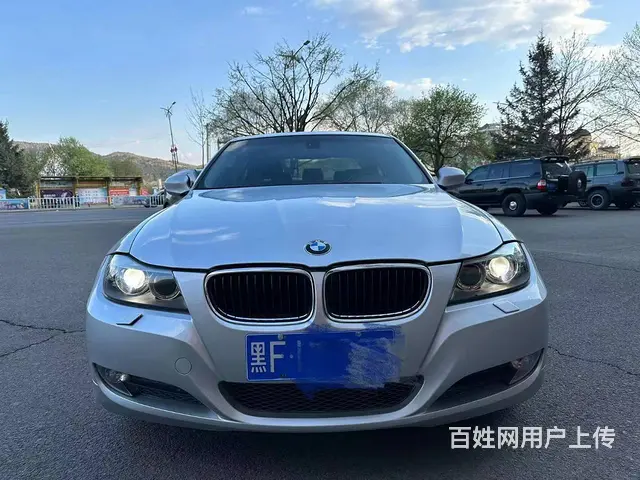 宝马3系 2011款 320i 2.0 手自一体 豪华型 - 图片 1