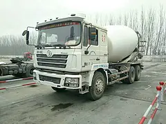 出售14年陕汽德龙搅拌罐车