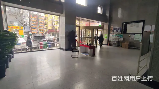 云峰街 建设大路 170平 直播间 7500每月 含物业 - 图片 1