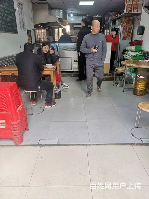 A（个人）高端商圈临街餐饮粉面馆转让或转租  编号：1012 - 图片 5