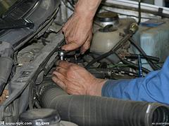 廊坊拖车24小时服务热线多少 流动补胎电话24小时