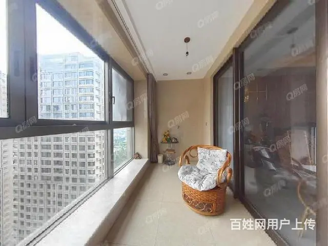 吉大富人圈万科珠宾花园252平楼王 单边户型1050万有钥匙 - 图片 5