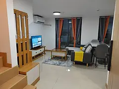 南岗地铁站万达广场万荟珑寓2+1房2厅2卫月租2350免中介