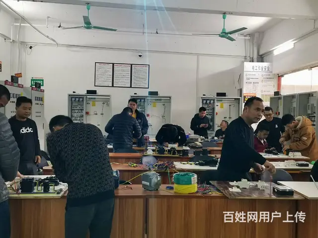 百色电工培训提供技工培训服务 - 图片 2
