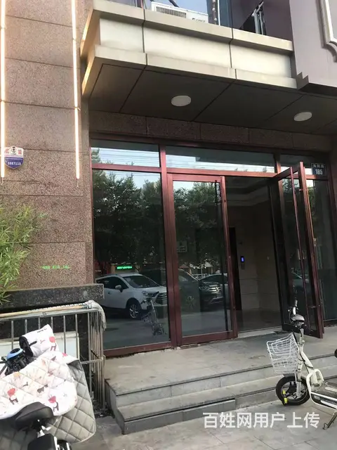 海阳路中心地段工人文化宫对面临街旺铺二楼出租 - 图片 1