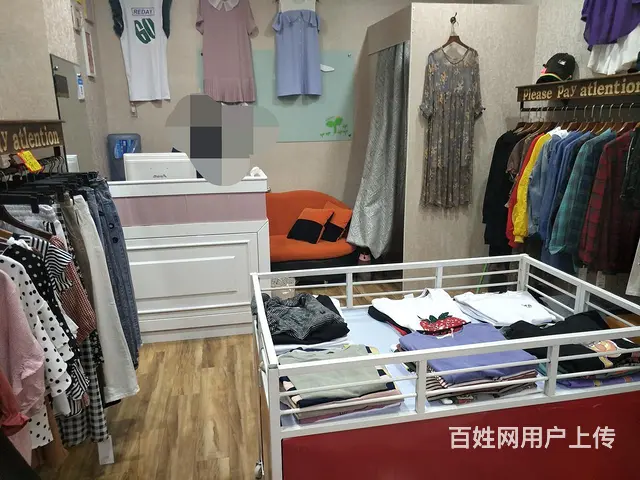 【都市时讯  精品推荐】白马大风车服装店 - 图片 7