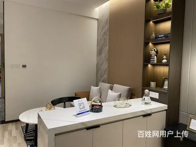 新北吾悦广场旁新龙江公寓首付14万 民用水电 落地窗 直签 - 图片 6