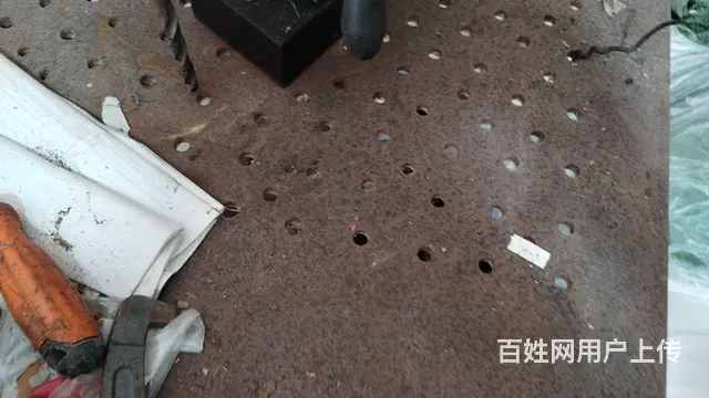 铁桌子尺寸1米乘以1.5米，要的联系我，自己车拉走 - 图片 6