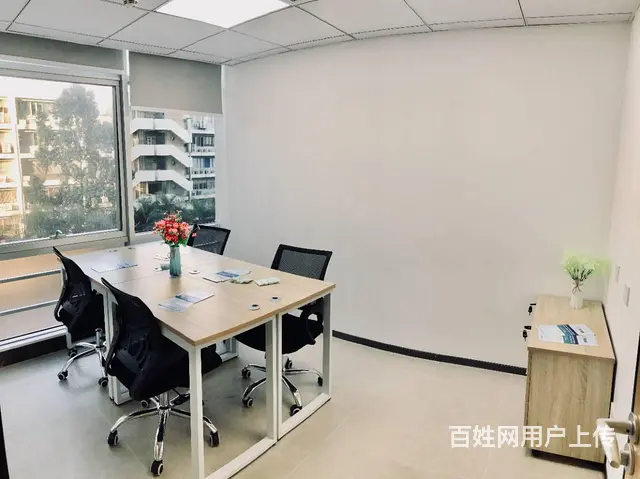 靠窗小面积办公室，物业招商，条件灵活价格可谈，三月起租! - 图片 1