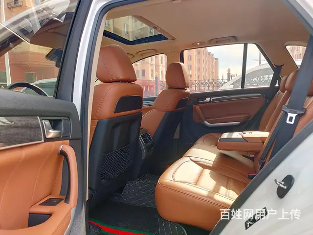 哈弗H8 2017款 2.0T 手自一体 四驱尊享型 - 图片 9