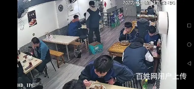 位于步行街。肯德基对面。 - 图片 2