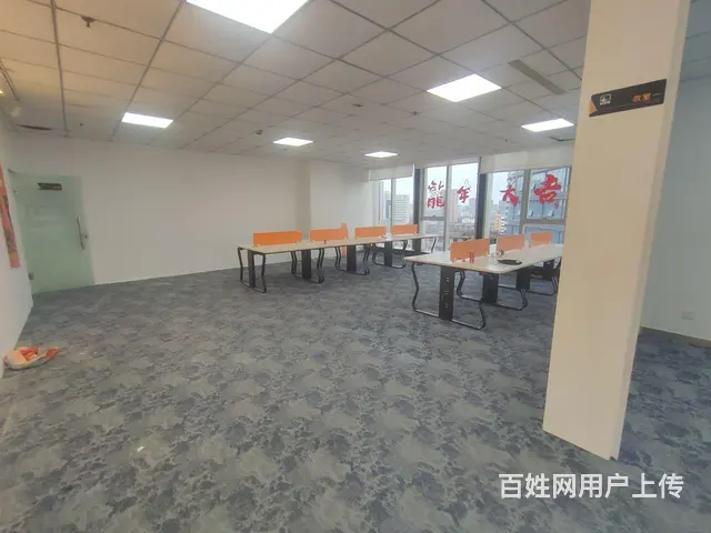 纯写 青年大街地铁出口200米 带家具 开间 独立办公室 - 图片 4