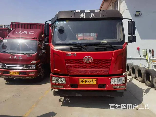 出售17年6米8解放平板车180马力，可过户转籍 - 图片 2