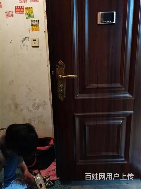 济南园丁小区附近换锁，开锁换锁24小时上门服务 - 图片 4