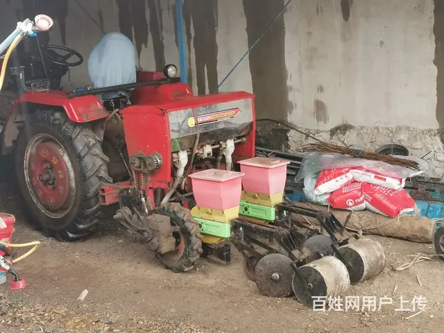 出售花生玉米播种机 - 图片 1