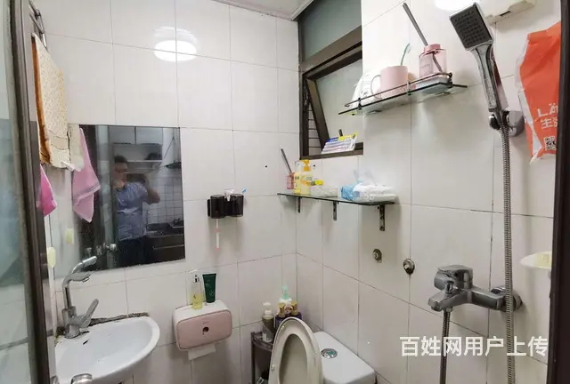 拱北关口岭秀城电梯精装一房一厅出租，租价2600，近关口 - 图片 5