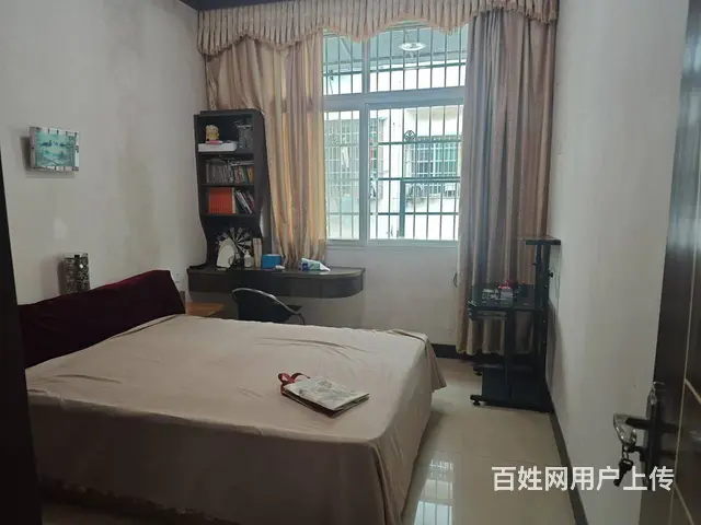 上高银海超市附近中装四房三房朝南带地面车库30万阳光好 - 图片 1