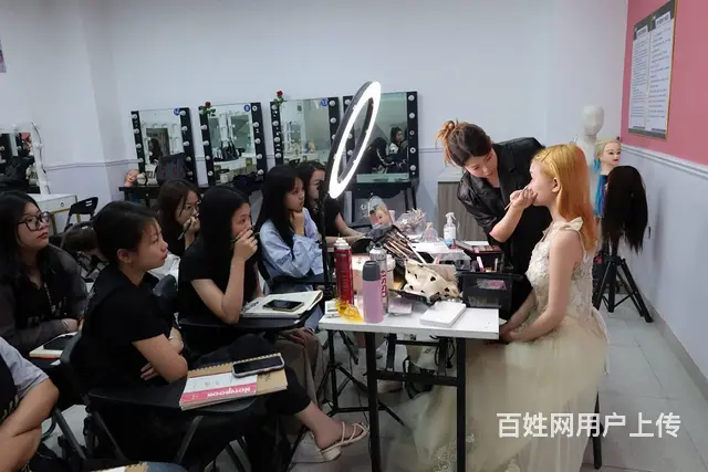 广州学化妆去哪儿，大家都来百美汇学校专业靠谱 - 图片 6