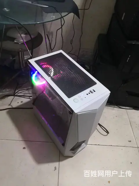 玩大型游戏E5十核16G内存256G固态2G独显台 - 图片 1