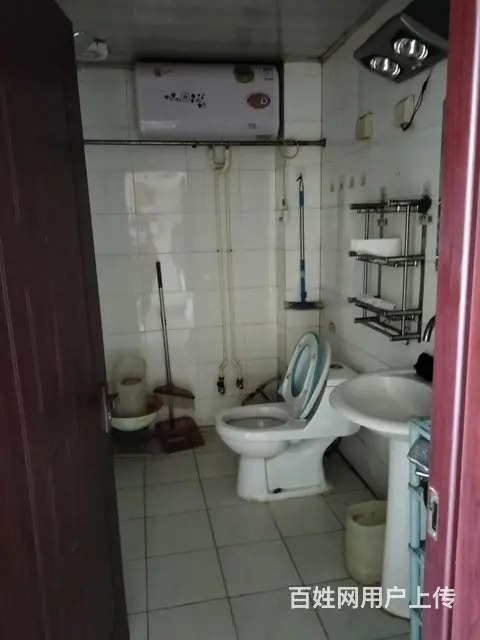 出租万达附近黄河小区步梯6楼，一室一厅，40平！热水器 空调 - 图片 4