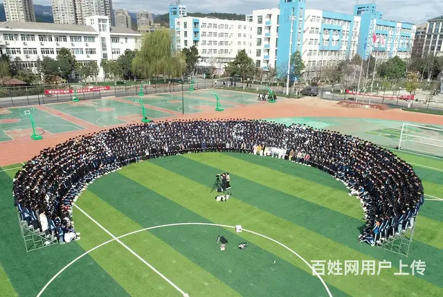 四川毕业季摄影，毕业照，合影集体照拍摄合影站架租赁 - 图片 1