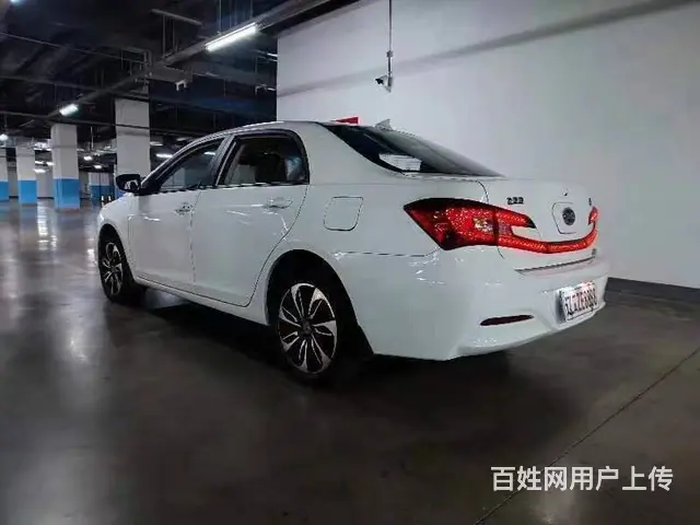 比亚迪 秦 2015款 1.5T 双离合 双冠旗舰Plus版 - 图片 7