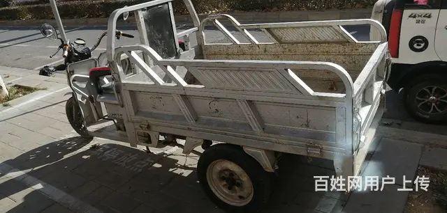 转让7成新拉货载人两用电动三轮车 - 图片 1