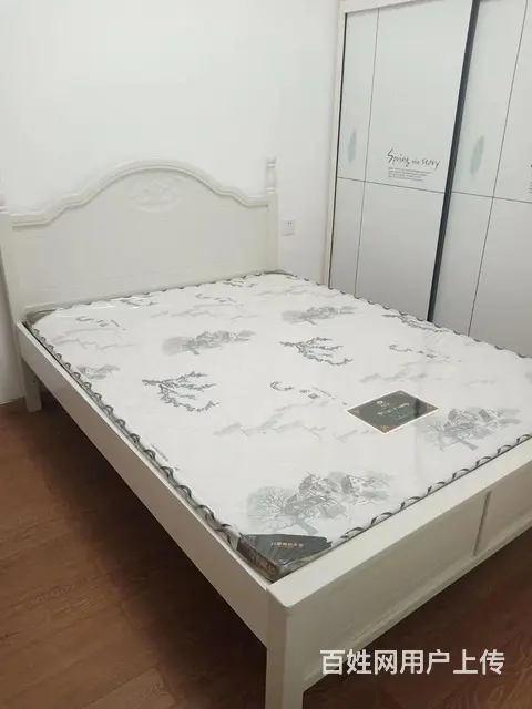 床，床垫，餐桌，沙发低价出售 - 图片 1
