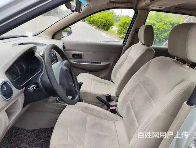 五菱宏光面包车7座 - 图片 8