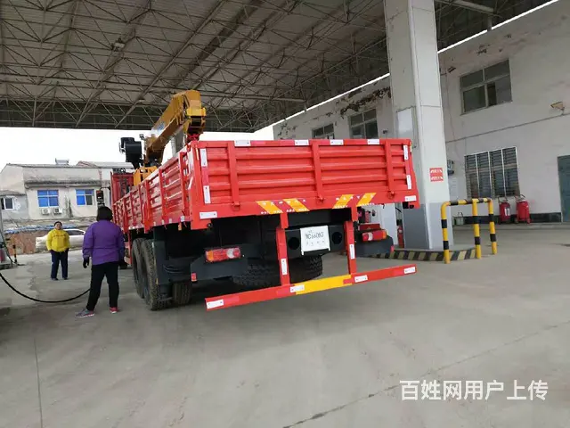 徐工12吨随车吊 - 图片 6