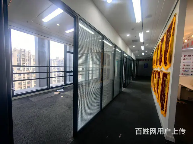 新城绿地蓝海331平高层南向纯办公欢迎看房 - 图片 6