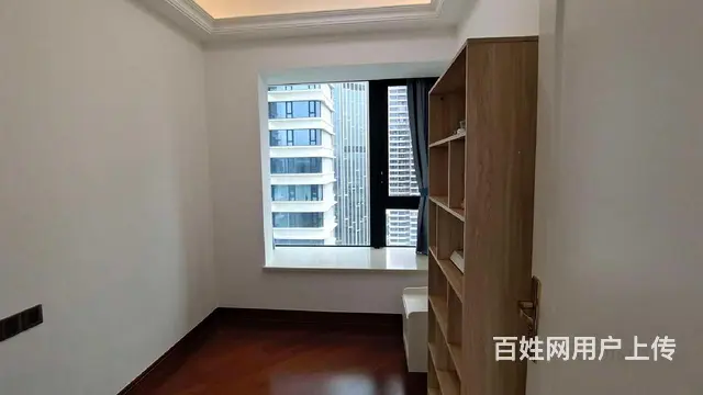 横琴口岸 华发广场 带车位 豪华装四房 家电齐全 拎包入住 - 图片 6