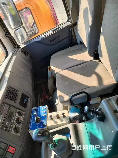 二手东风12方国六洒水车工地完工急出售 - 图片 6