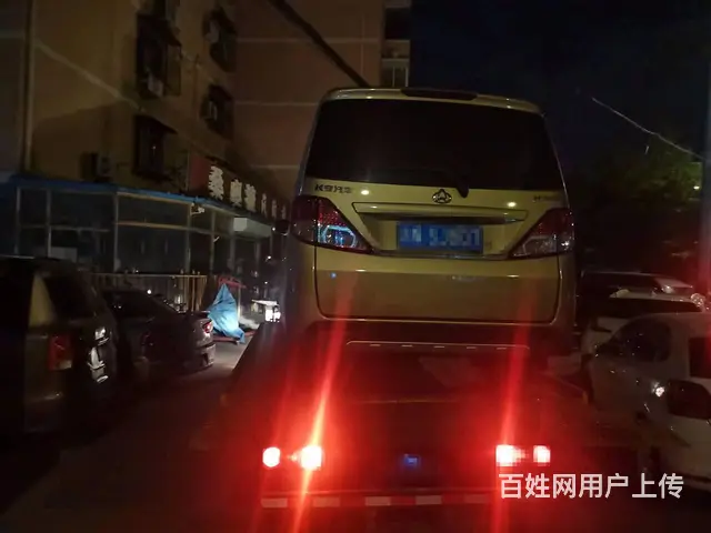 靖江 上门安装汽 ►  靖江拖车搭电换胎困境救援 - 图片 1