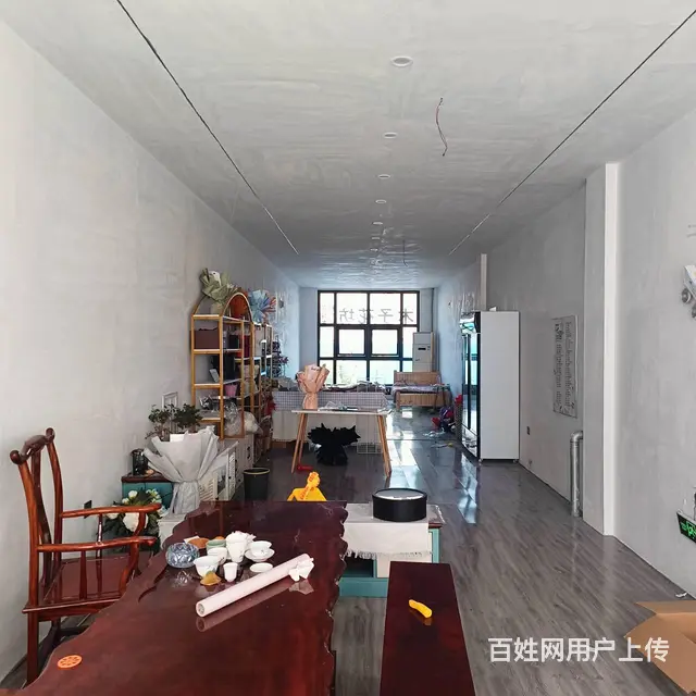 3050建业壹号城邦大门口空铺转让 餐饮除外 - 图片 4