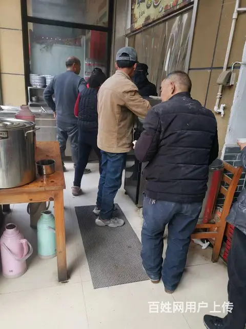 A（个人）高端商圈临街餐饮粉面馆转让或转租  编号：1012 - 图片 4