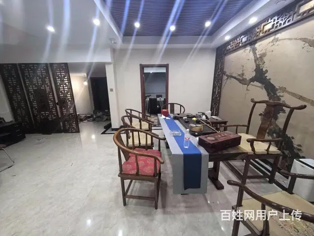 天鹅湾赫郡(别墅)  前后花园 两个车位 两个大露台 - 图片 2