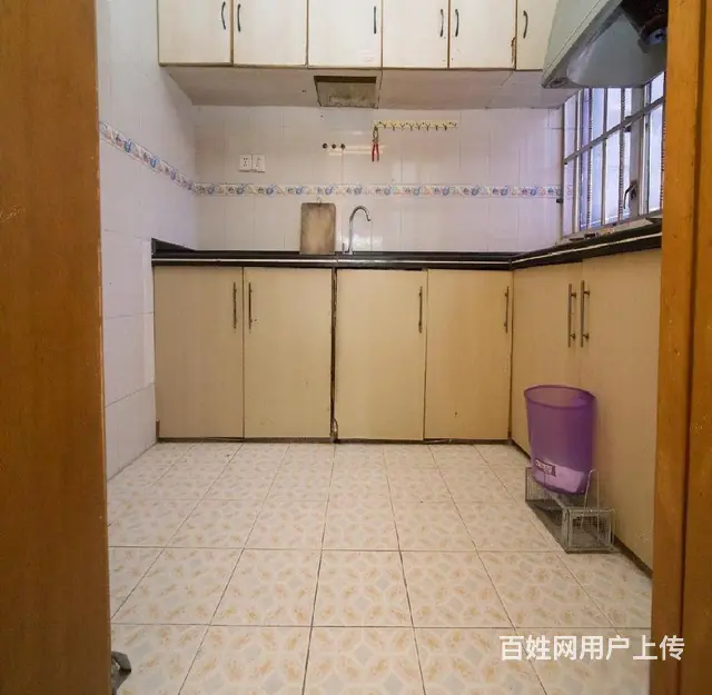 9中旁 鸿运花园 3室 78.6平 南向 全齐 2000/月 - 图片 7