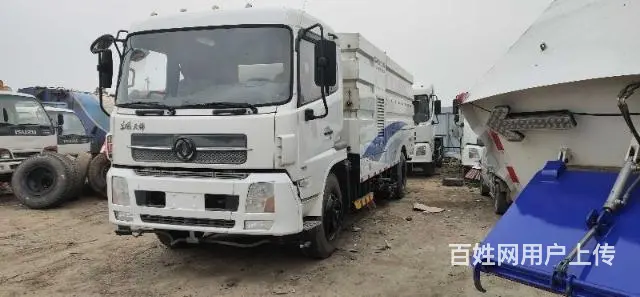 二手清扫车带洒水吸尘多功能扫地车 - 图片 7