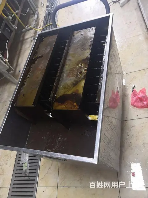 江苏昆山花桥工厂机关单位食堂油烟机清洗 - 图片 2